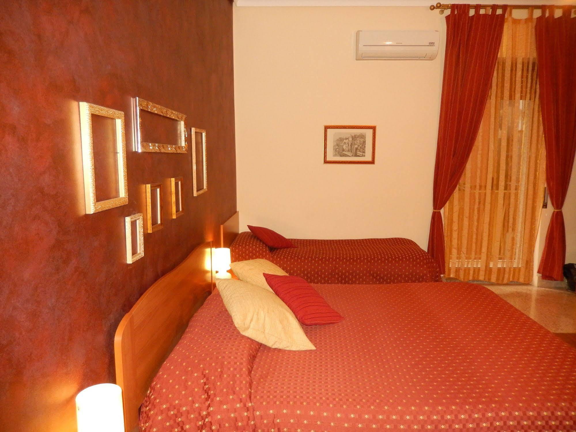 Bed and Breakfast Bella Giulia Ragusa Exterior foto